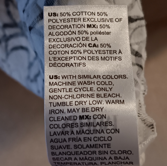 White House Black Market Tee, Size S, Black & White - Picture 5 of 5